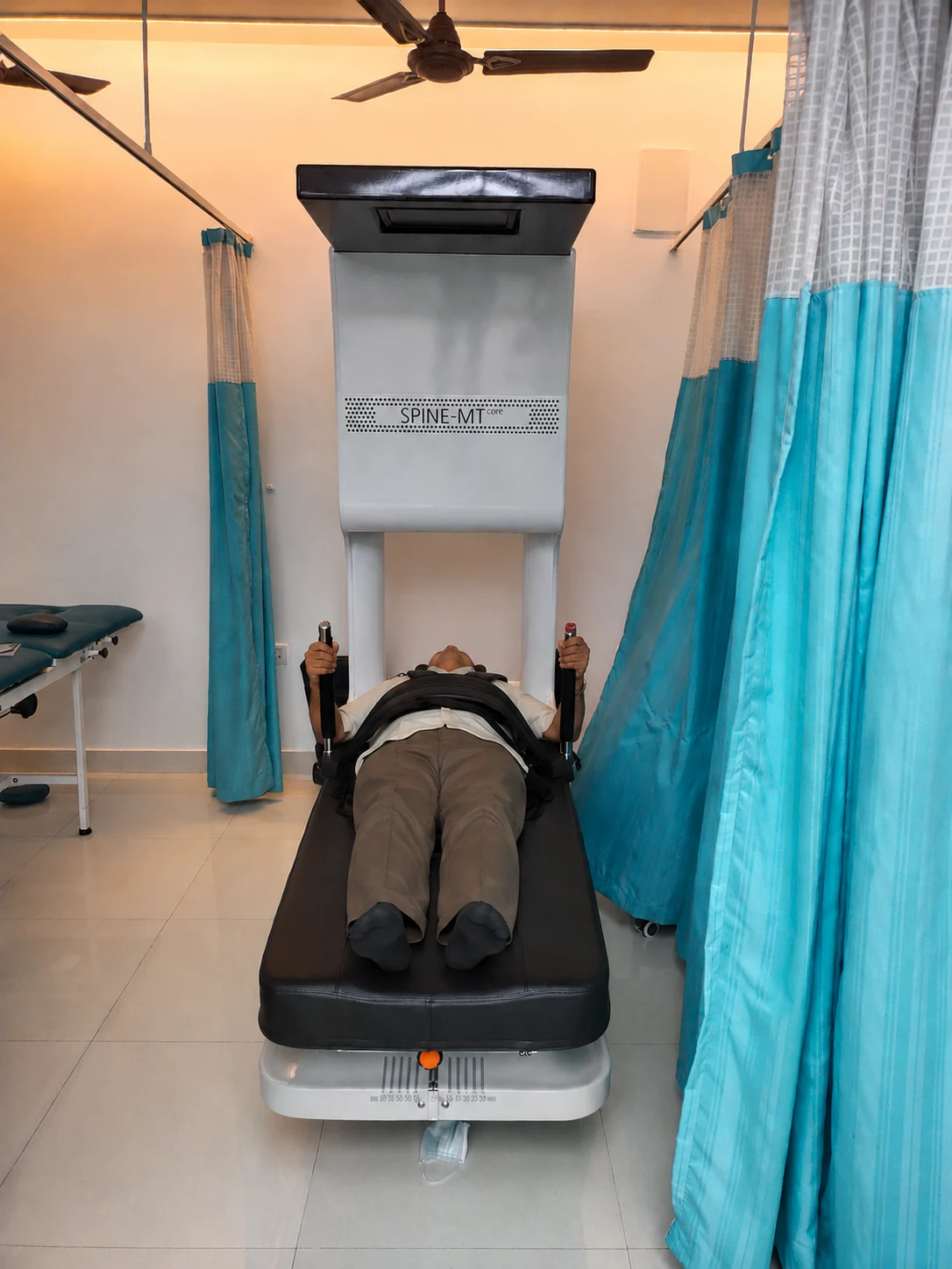 Spinal decompression at Royal Multi Care